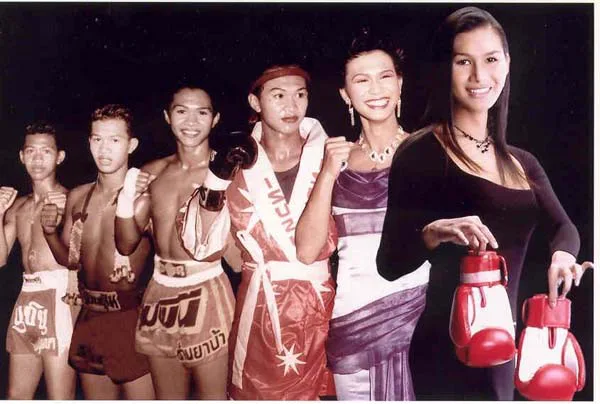 Ladyboy là gì? Hiểu thế nào cho đúng