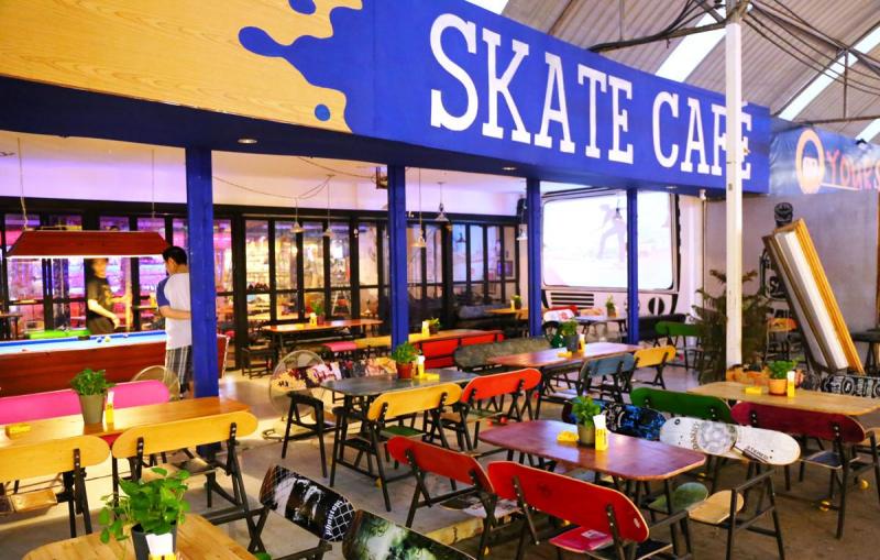 Skate Cafe ở Coco Walk