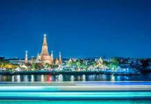 Khu bờ sông ở Bangkok