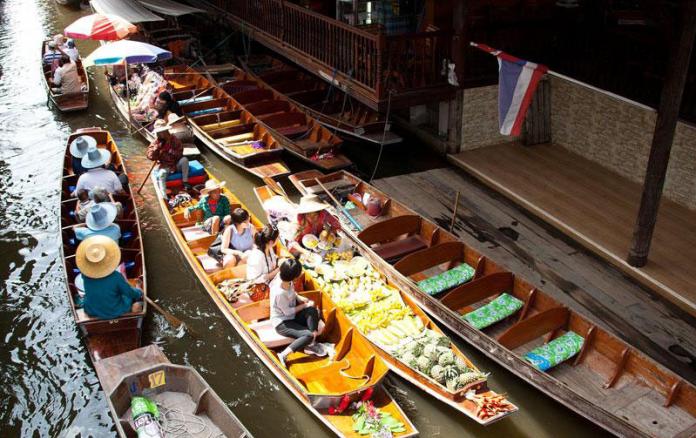 Chợ nổi Thái Lan
