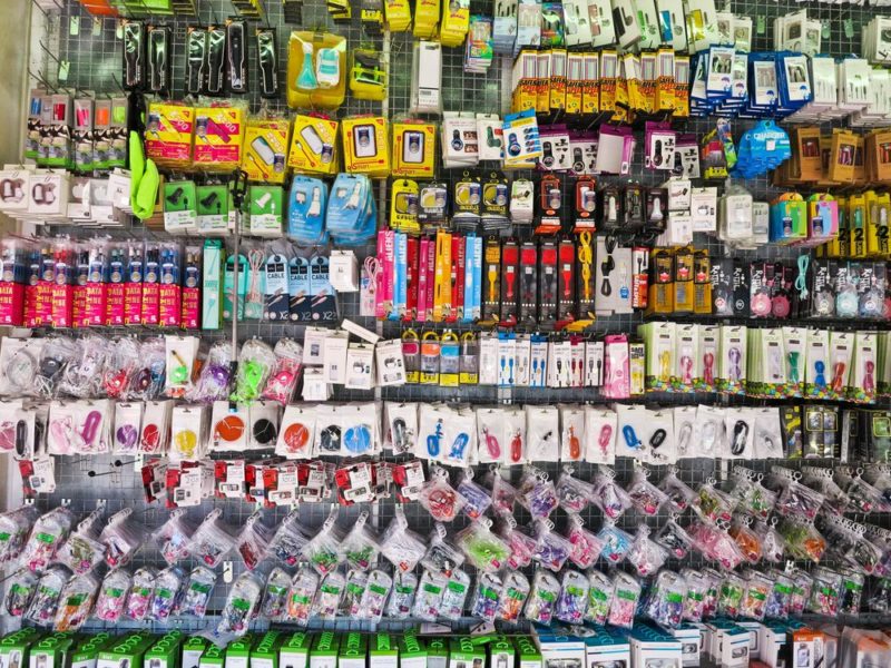 Chợ Khlong Thom - chợ đèn pin