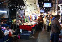 chợ đêm sukhumvit