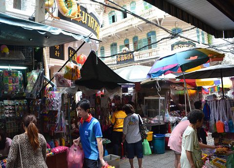 Chợ Ballanna Plaza ở China Town, Bangkok. Ảnh: Dulichvietnam.com.vn