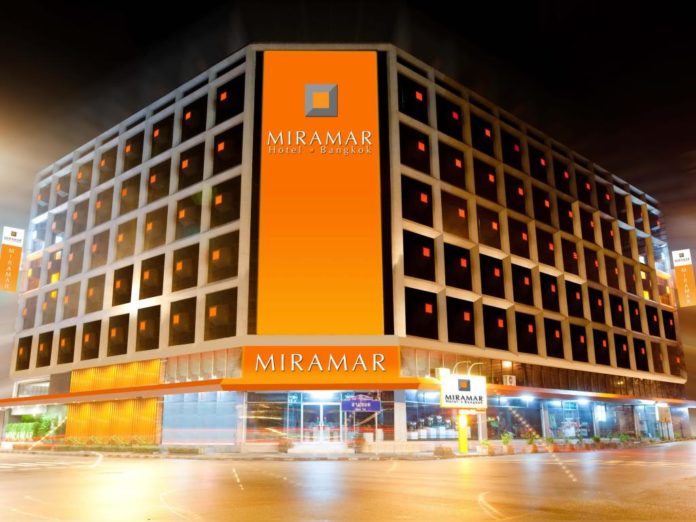 Khách sạn Miramar Bangkok Hotel