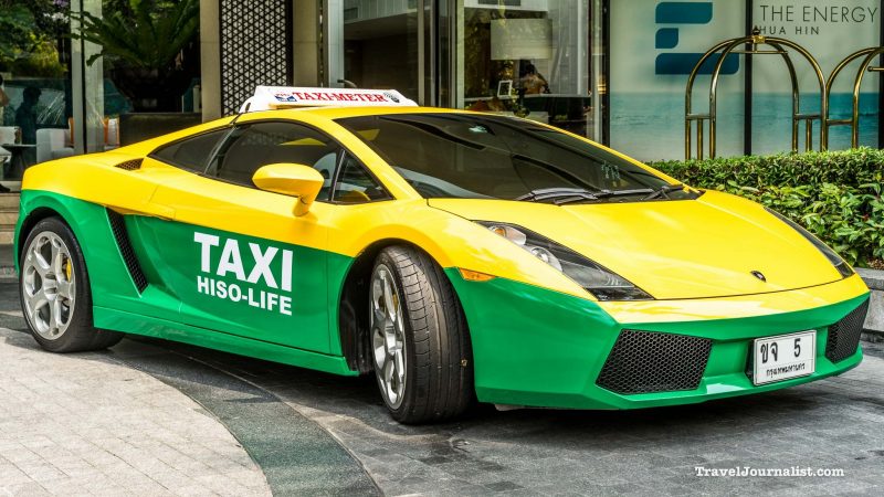 Dịch vụ taxi bằng siêu xe Lamborghini
